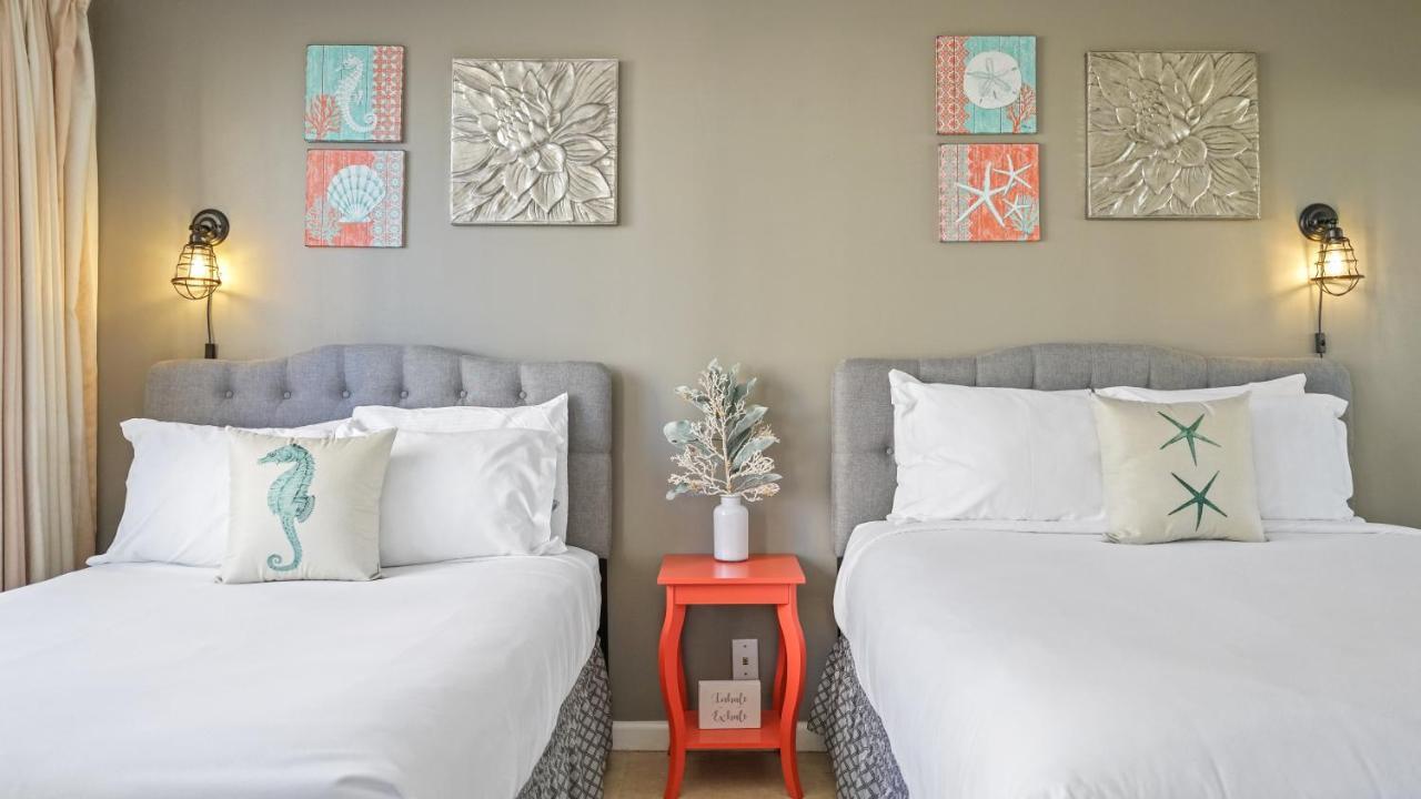 Waikiki Banyan Suites W Free Parking ホノルル エクステリア 写真