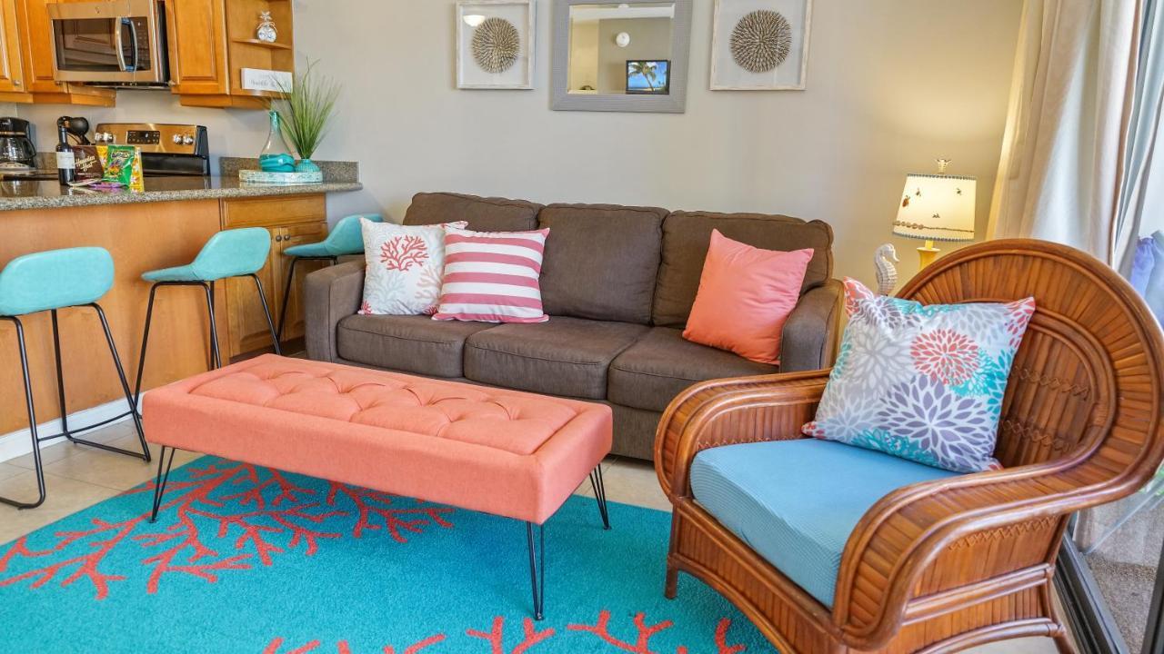 Waikiki Banyan Suites W Free Parking ホノルル エクステリア 写真